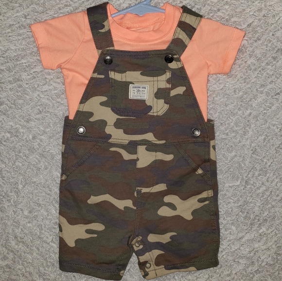 Carter's Other - 12m Carters 2pc Camo Shortall/Overall & Coral Top